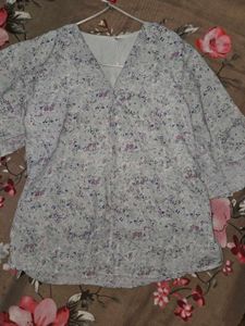 Chic Floral Print V-Neck Blouse