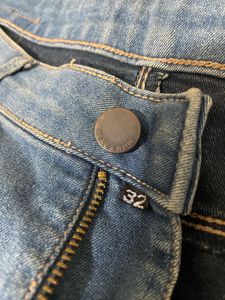 Light weight Women’s Jeans
