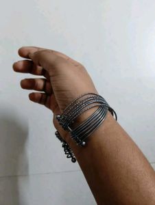 Elegant sliver shimmer Bracelet