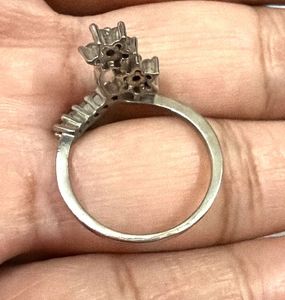 Sparkling Flower Ring