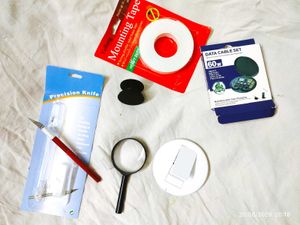 Utility Knife &amp; Mounting Tape Set