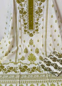 White Kurta Set Dress Material with Floral Print