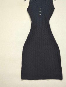Black Sleeveless Knit Knee length Dress