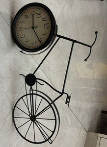 Cycle Shaped Clock