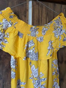 Chic Off-Shoulder Floral Top