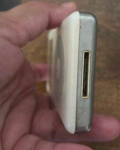 Apple iPod Classic 4th Gen - Silver with charger