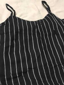 Chic Black &amp; White Striped Cami Top
