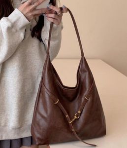 Chic Brown Hobo Shoulder Bag