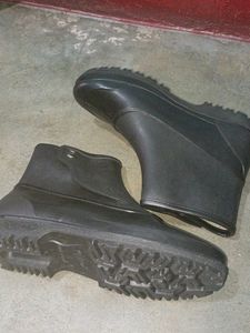 Boot Leatherite @699
