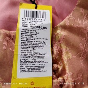 🎉Offer🎉Elegant Beige Floral Kurta