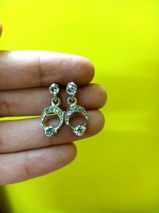 Elegant Crystal Drop Earrings