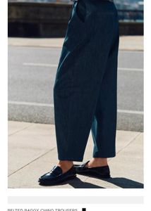 New One  BAGGY CHINO TROUSERS