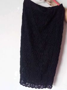 Elegant Black Pencil Skirt with Slit