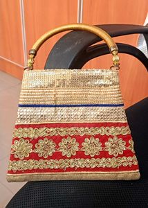 Embellished Clutch Bag(New)