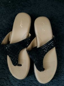 New Sparkly Black Flip Flop Sandals