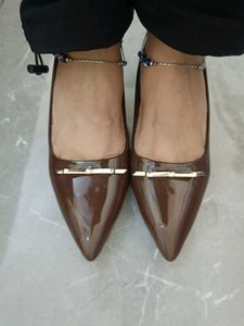 Women's Brown Patent Bow heel