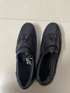 Men's Navy Leather Tassel Loafers