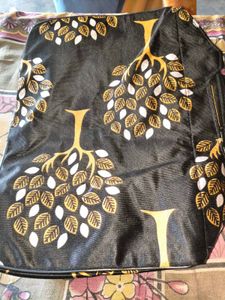 New Stylish Black &amp; Gold Tree Print Travel Bag