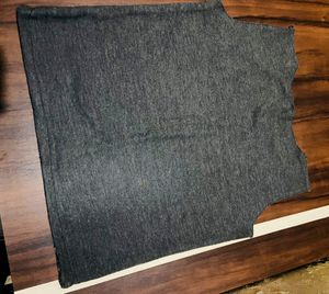 Woollen Crop Top With Front Crisscross