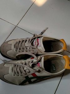 Onitsuka Tiger Sneakers
