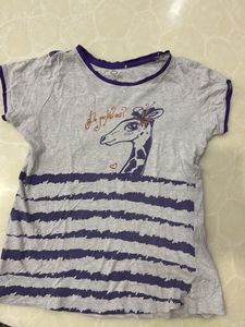 Cute Giraffe Graphic Tee