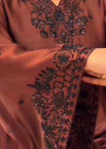 dananeer mobeen viral kaftan set