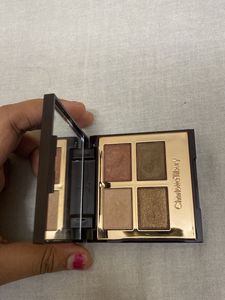 Charlotte Tilbury eyeshadow