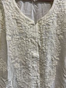 Elegant White Chikankari Kurta