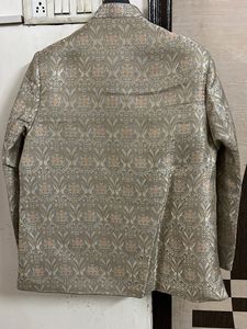 Elegant Brocade Nehru Jacket with Brooch