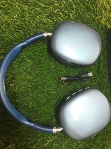 P9 Bluetooth Headphones As Per Avaliable Colour