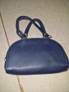 Stylish Navy hand bag