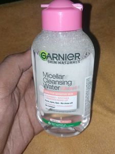 Garnier Micellar Cleansing Water