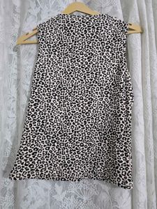 ✨️Leopard Print Sleeveless Top✨️