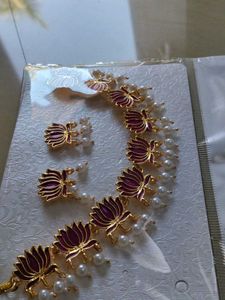 Lotus Necklace Set