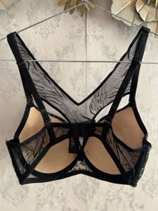 Elegant Black Lace Bra