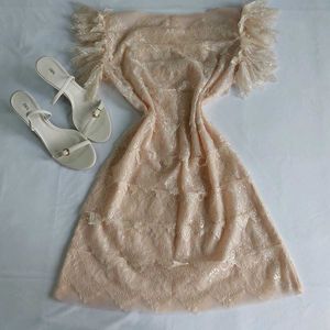 Elegant Lace Dress with Ruffle Sleeves👒🩰