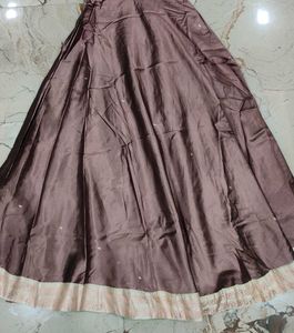 Elegant Silk Blend Ethnic Gown