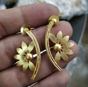 Unique Gold Flower Drop Earrings