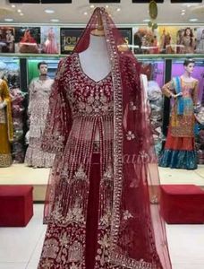 Stunning 😍 Lehenga Choli