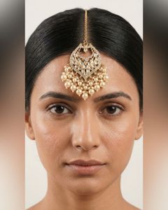 Golden toned Maangtika
