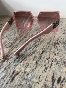 Stylish Pink Shaded Sunglasses For Women