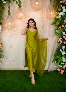 Sleeveless Kurta Pant Salwar Set for Women