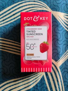 DOT & KEY Strawberry Dew Tinted Sunscreen - Sand
