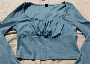 Chic Blue Ribbed Long Sleeve Crop Top