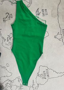 ZARA - UK 8 size Green One-Shoulder Bodysuit