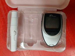 Dr. Morepen GlucoOne BG-03 Sugar Testing Machine