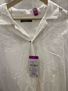 Chic White Embroidered Cotton Shirt