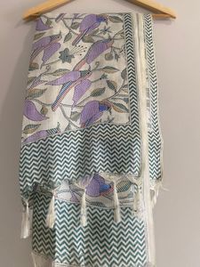 Dupatta with Bird Print