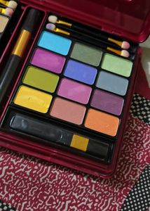 Complete Makeup Palette Set