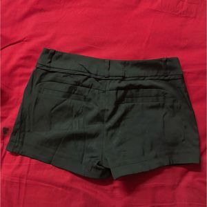 Chic Black Shorts